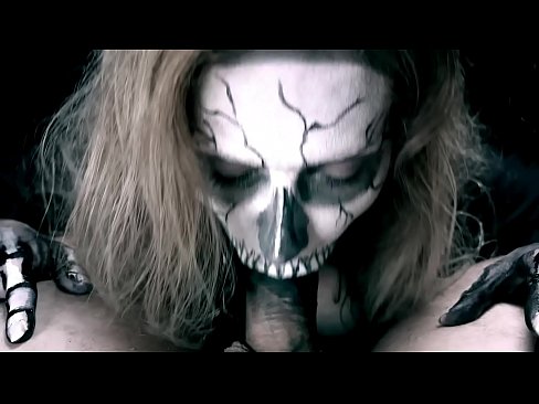 ❤️ شيطاني ڇوڪري ڪڪڙ کي چوسندي پنهنجي ڪاري وات سان ۽ نگلڻ سان. فحش تي٪ sd.nastypornpics-com.ru٪